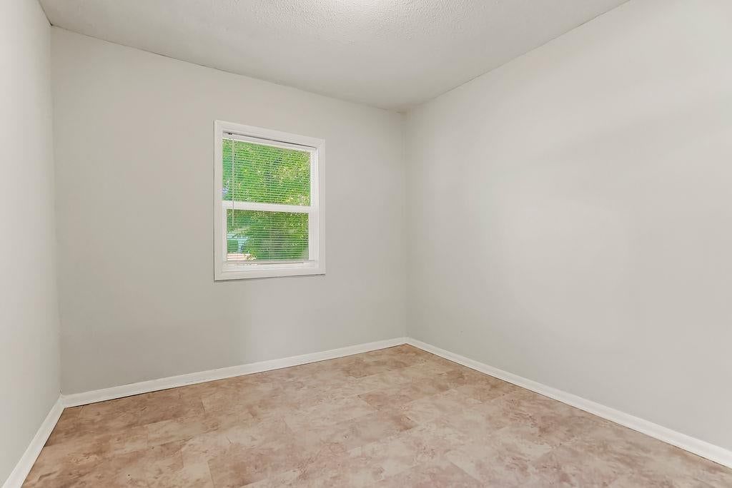 6402 E 149th Terrace — photo 12