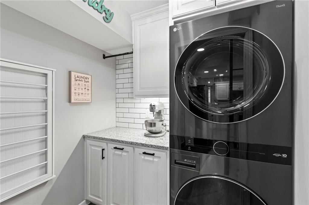 405 SE Saratoga Drive — photo 11