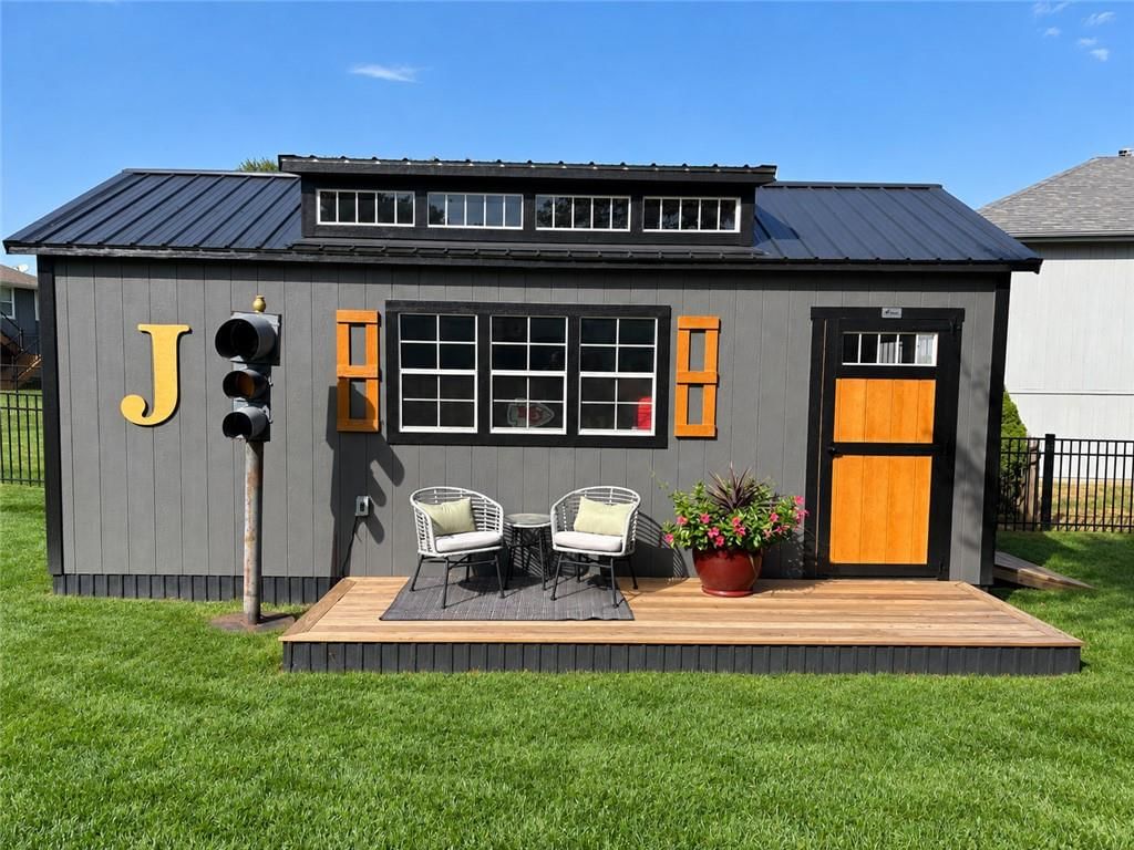 405 SE Saratoga Drive — photo 37