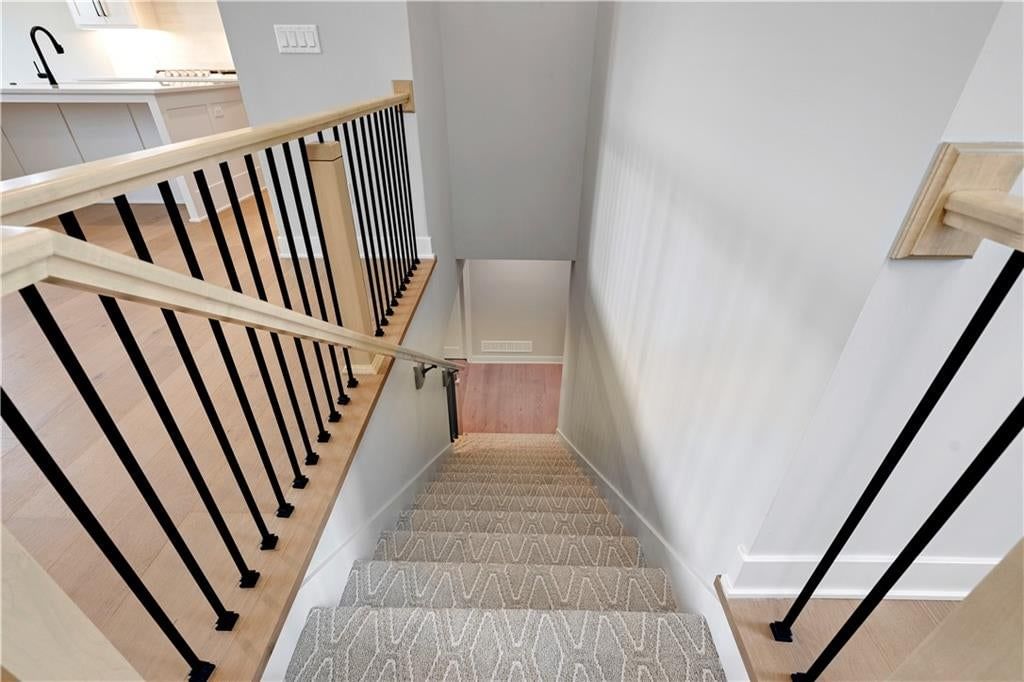 17105 Earnshaw Street — photo 28