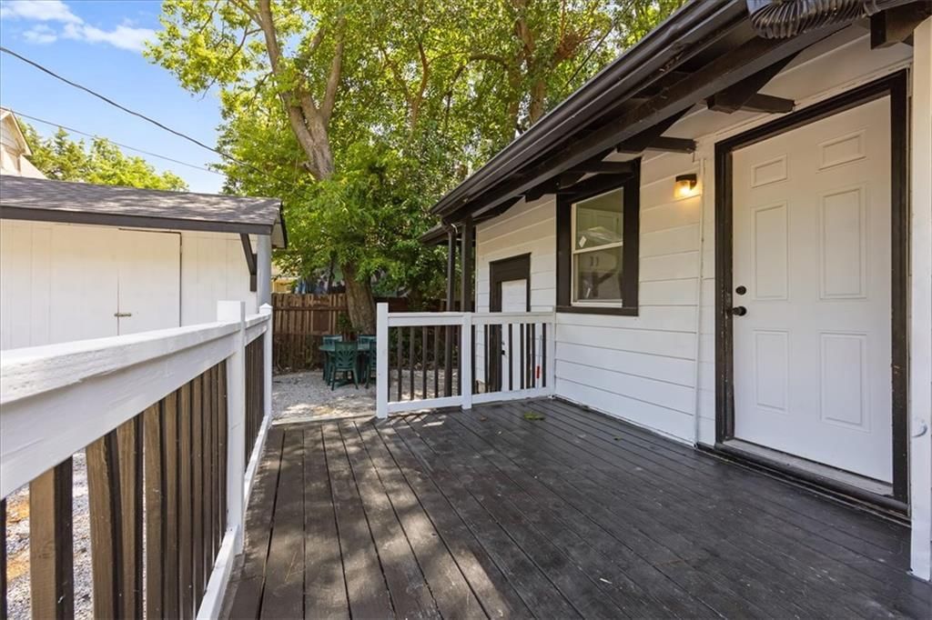 650 Parallel Avenue — photo 19