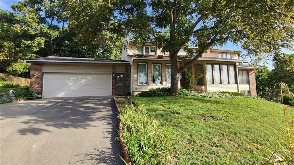 17604 W 67th Terrace, Shawnee, KS