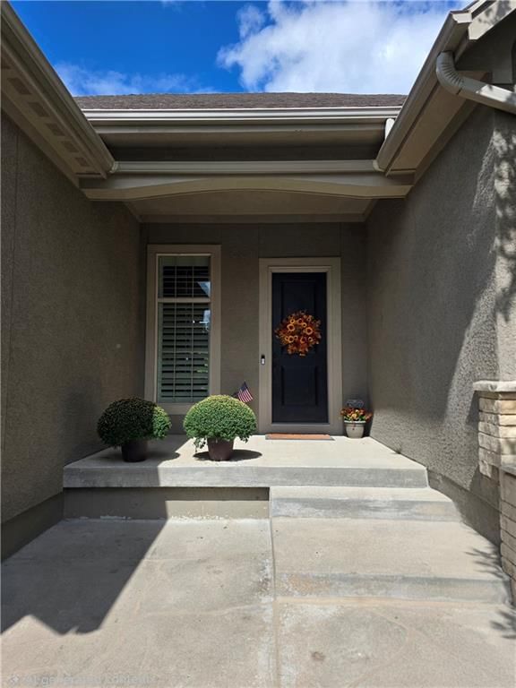 18804 99th Street, Lenexa, KS: listing photo 3