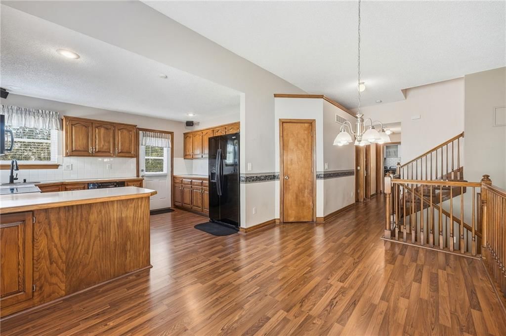 15639 Conser Street — photo 10