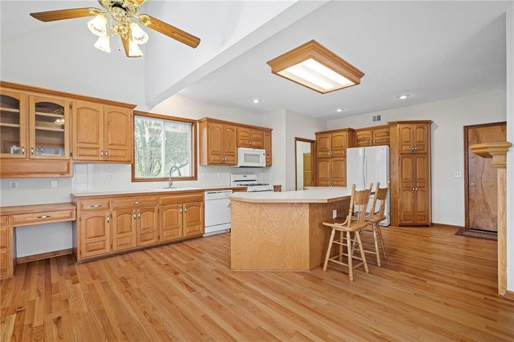 9110 NW 86TH Street — photo 20
