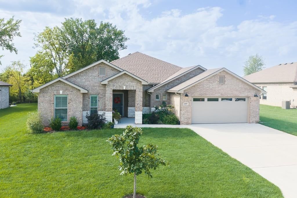 24315 W 76th Street, Shawnee, KS