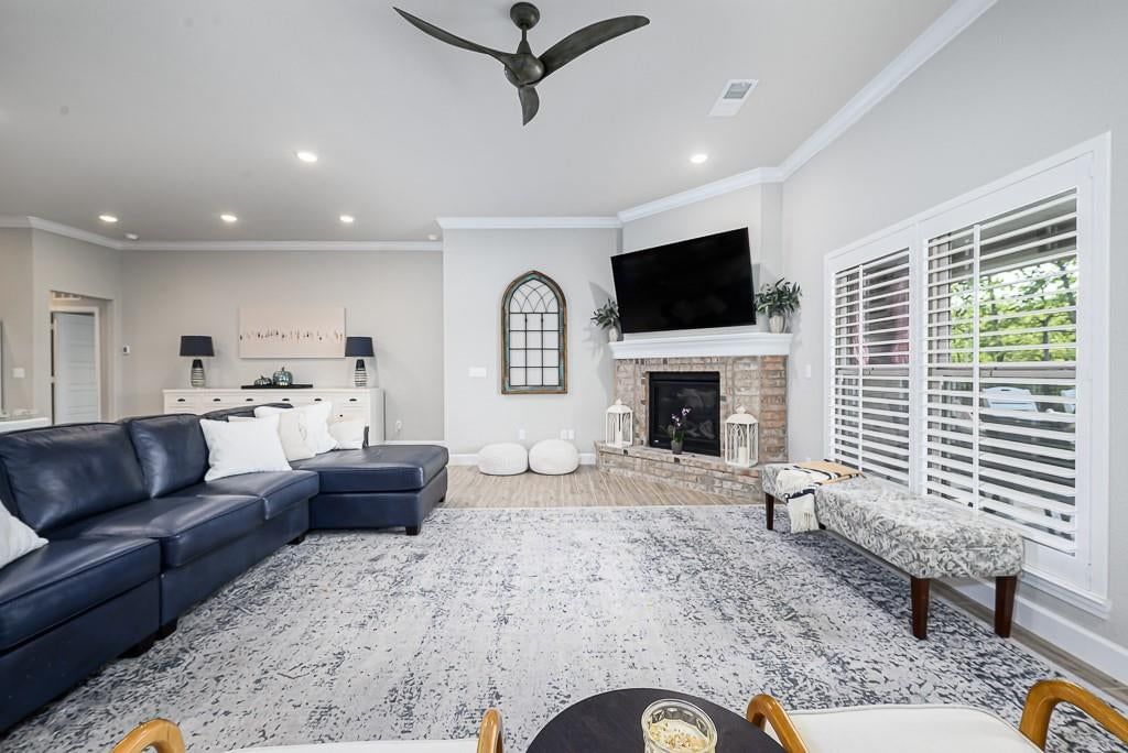 Photo 9 of 29 - 24315 W 76th Street, Shawnee, KS 66227