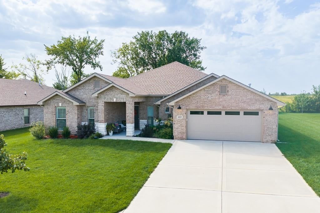 Photo 27 of 29 - 24315 W 76th Street, Shawnee, KS 66227