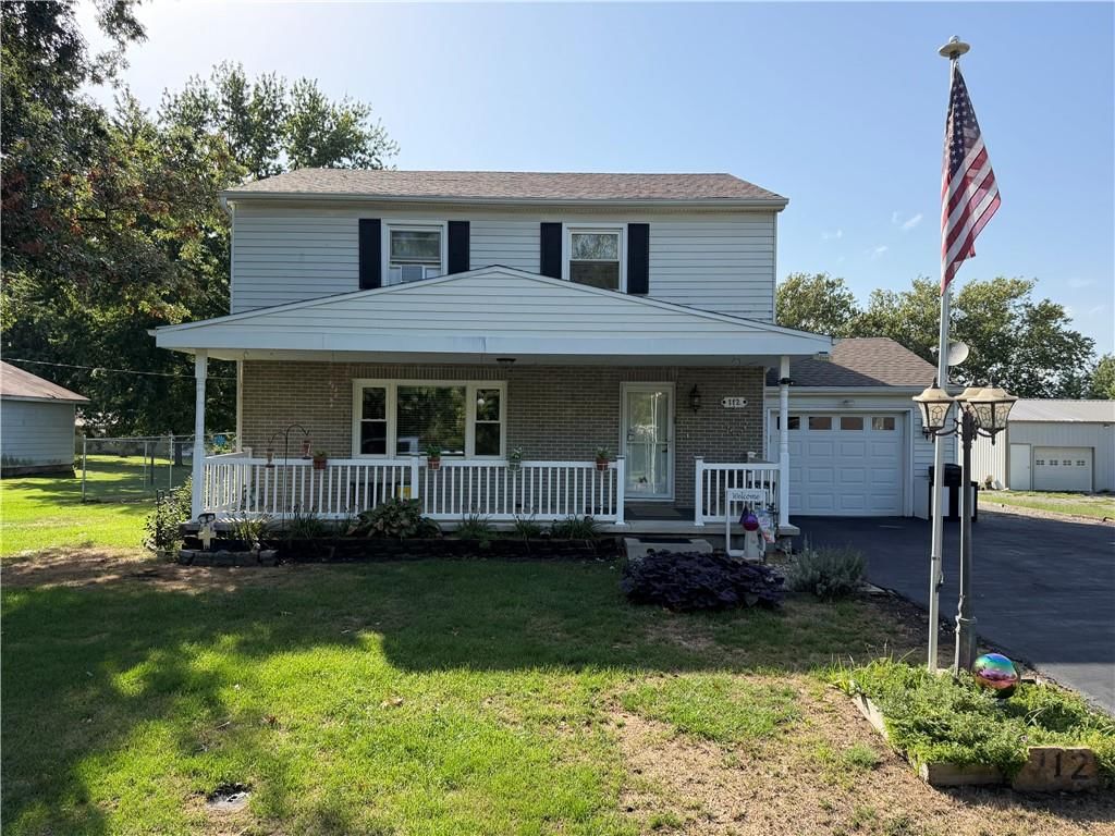 112 Maple Street, Lathrop, MO