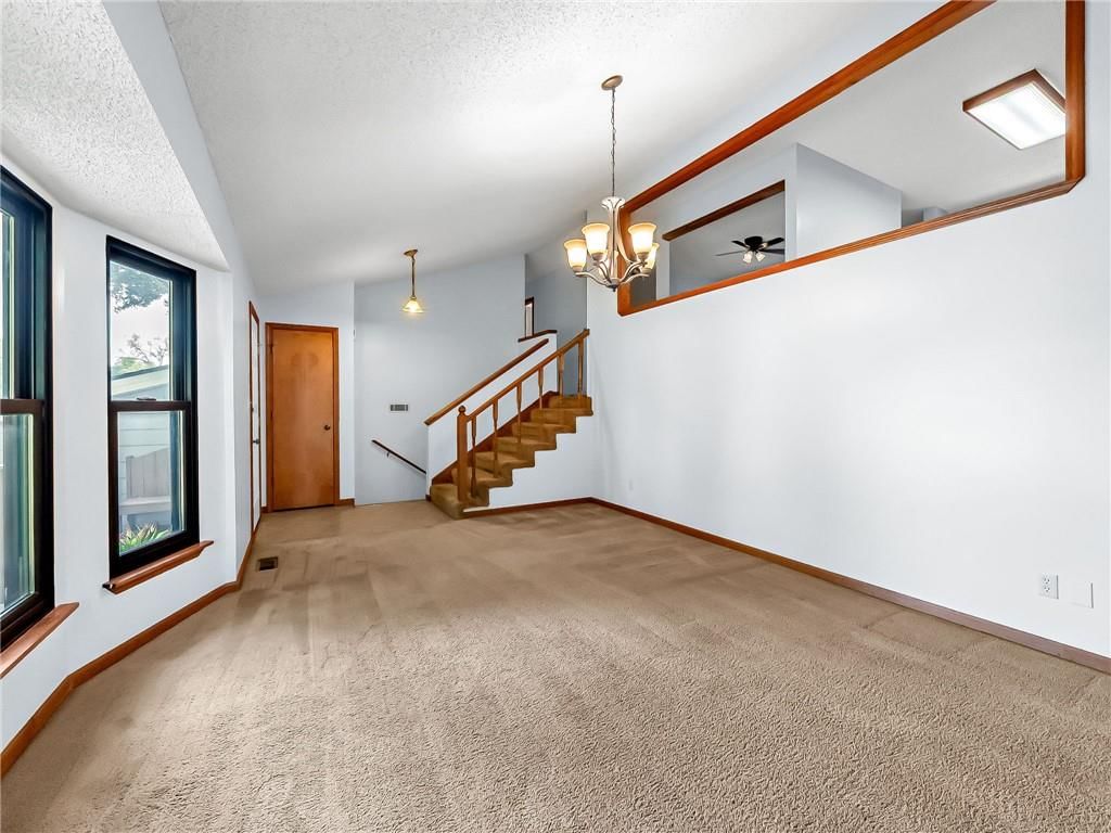220 Crestview Street — photo 5