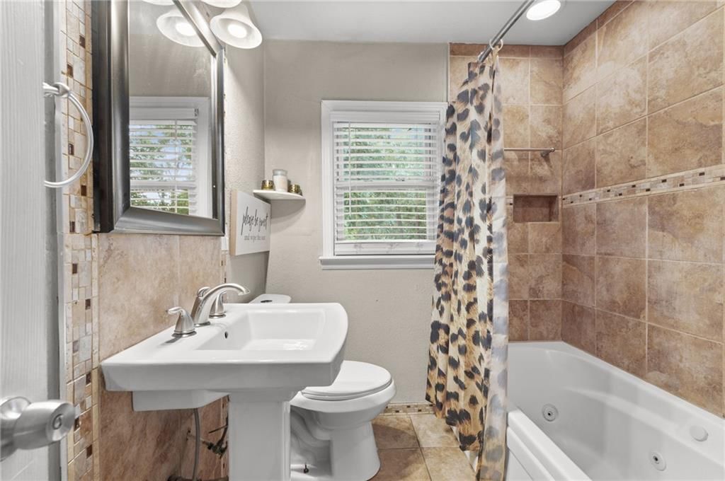 4332 Oakland Avenue — photo 11