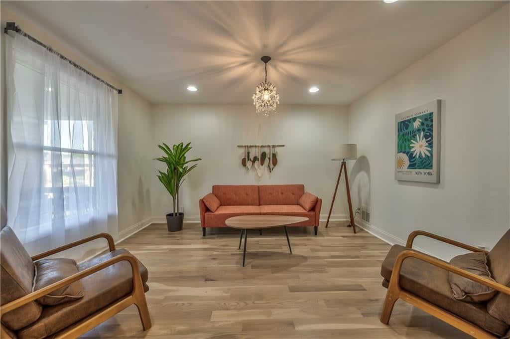 2606 Smart Avenue — photo 5