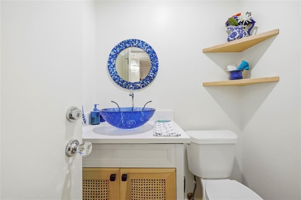 10213 Foster Street — photo 7