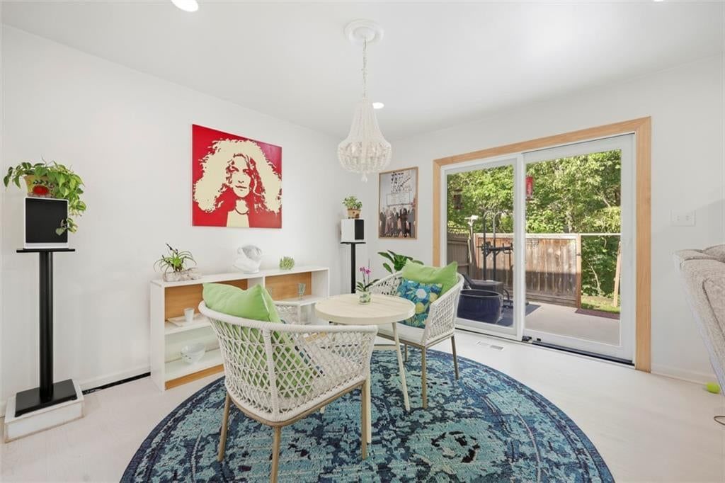 10213 Foster Street — photo 15