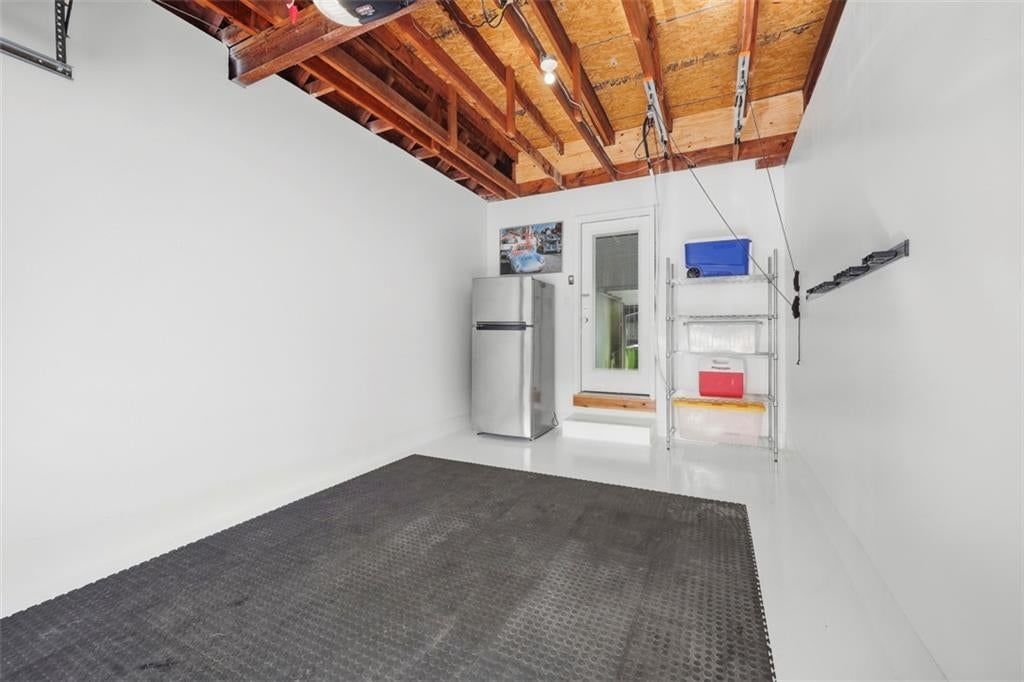 10213 Foster Street — photo 36