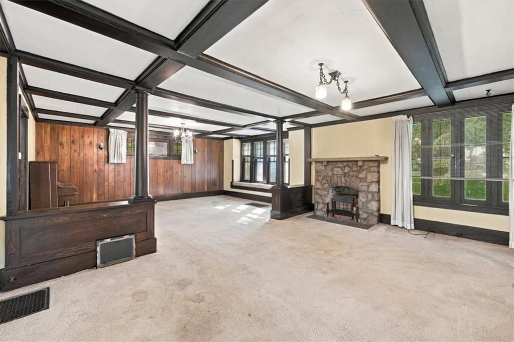 1015 S 3rd Street, Leavenworth, KS
