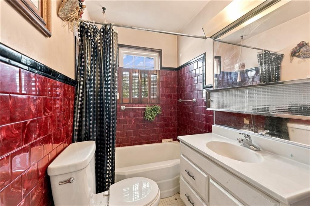 Photo 9 of 26 - 10912 E 59th Street, Raytown, MO 64133