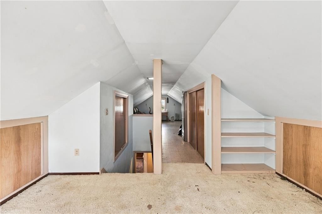 Photo 14 of 26 - 10912 E 59th Street, Raytown, MO 64133