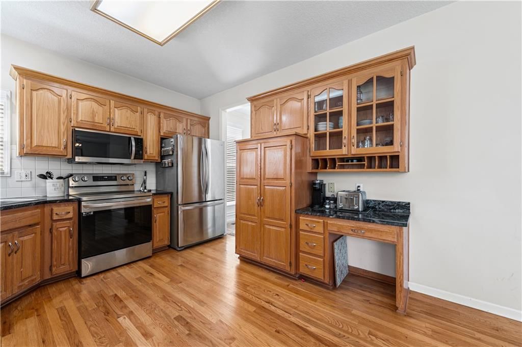 9407 N Tracy Avenue — photo 15