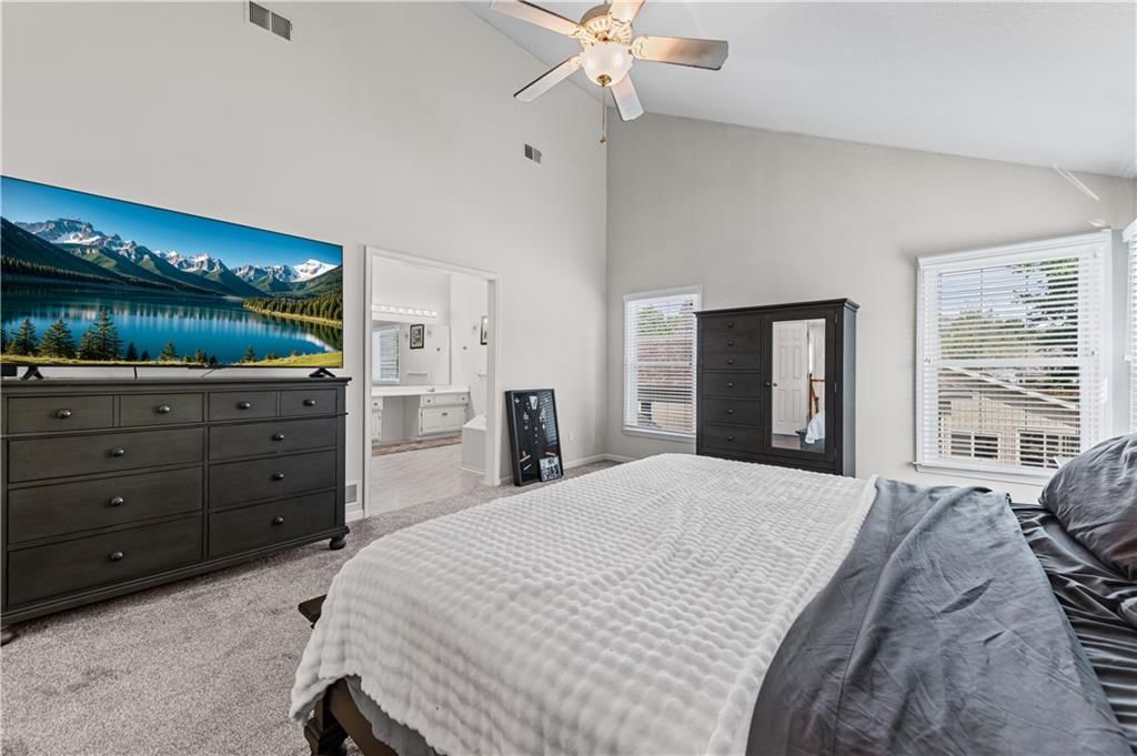 9407 N Tracy Avenue — photo 27
