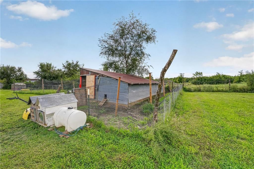 16526 New Lawrence Road — photo 30