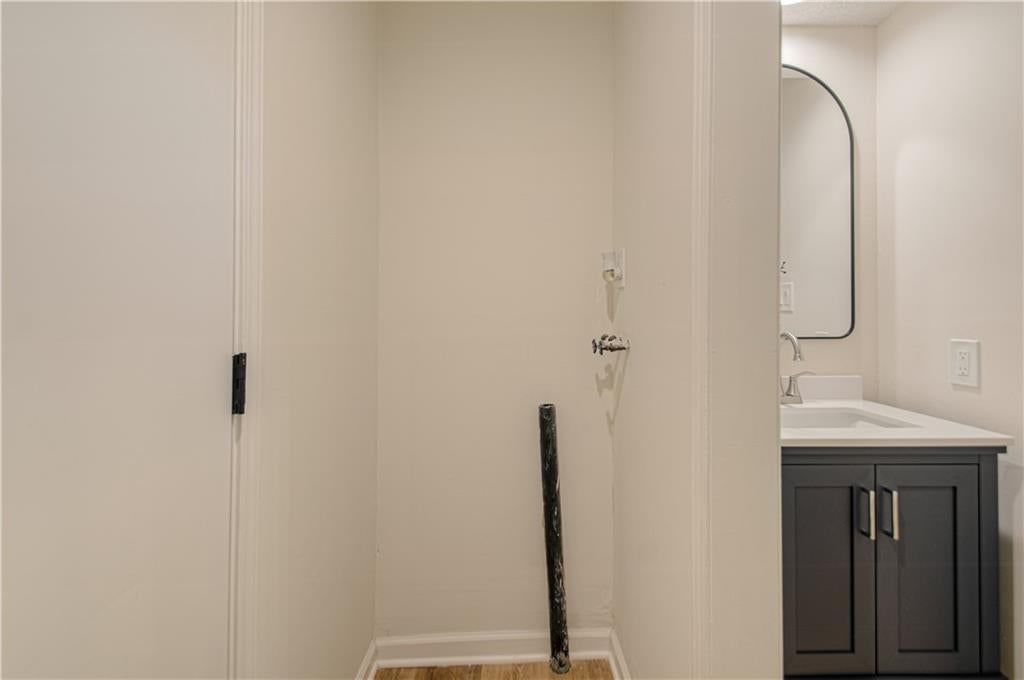 6015 N Bellefontaine Avenue — photo 11