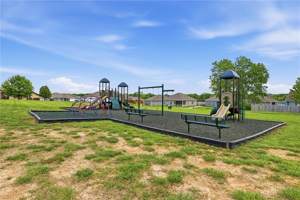 7905 NW 122nd Court — photo 37