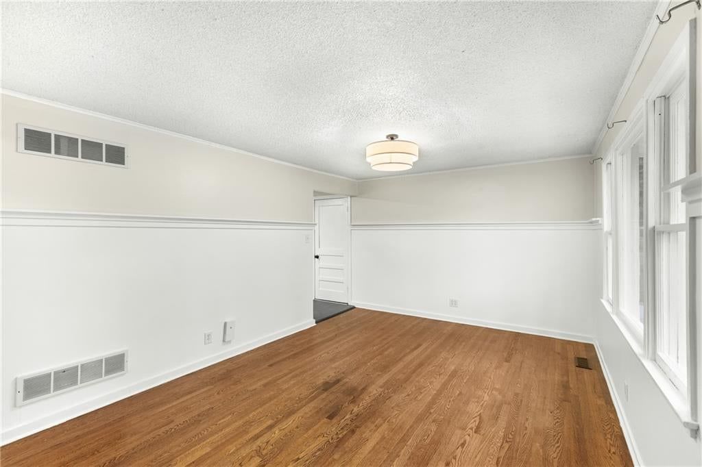7732 FOSTER Street — photo 6