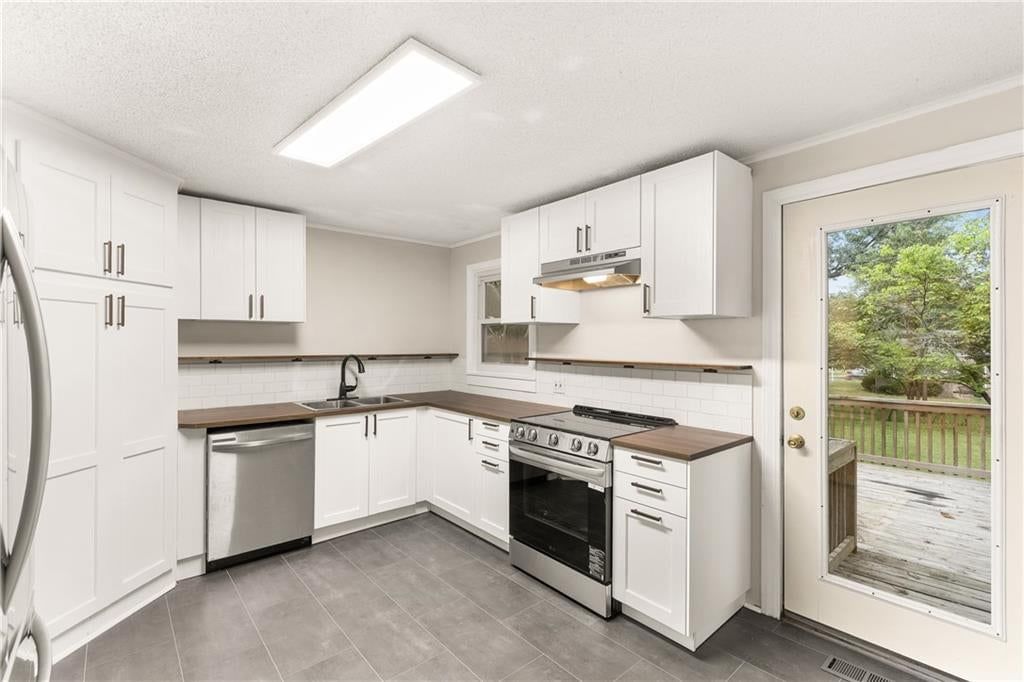 7732 FOSTER Street — photo 7