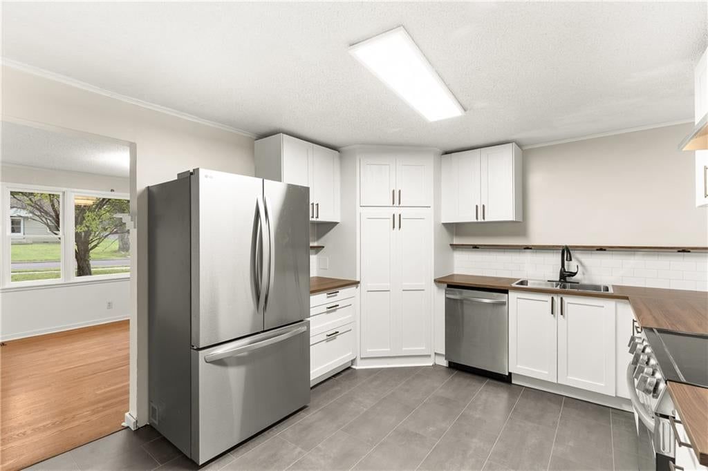 7732 FOSTER Street — photo 9