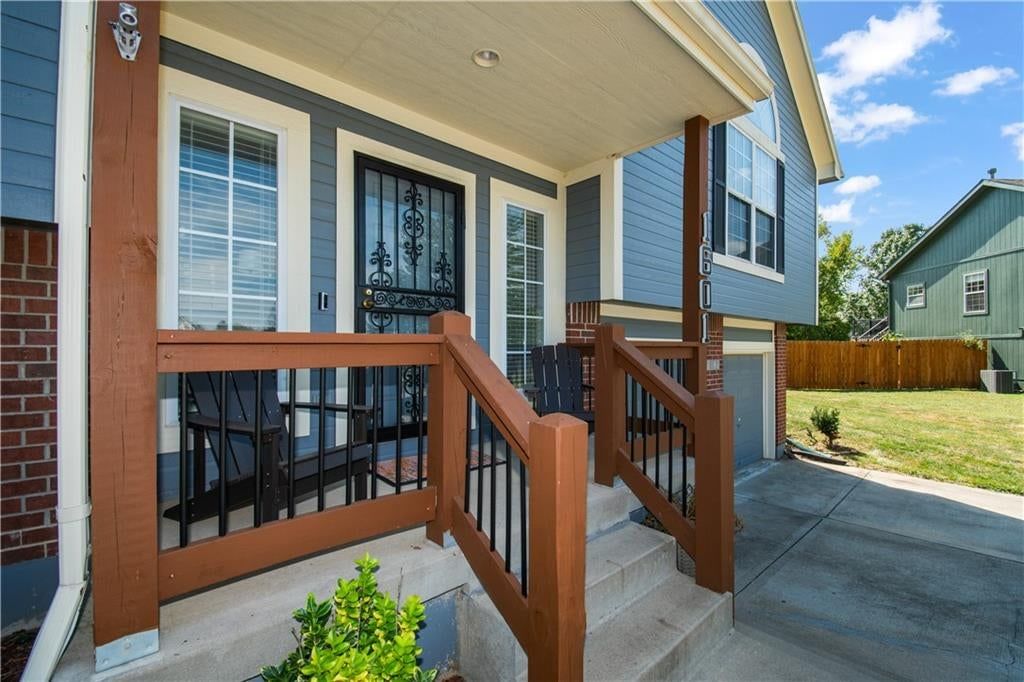 1601 Kimberly Court — photo 2