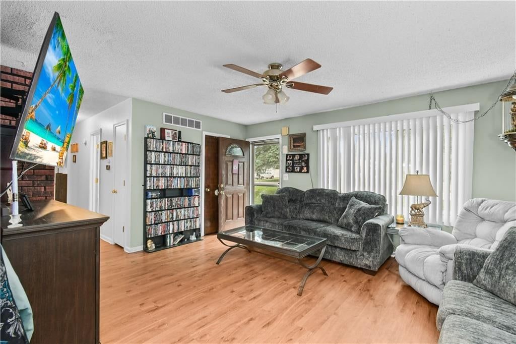 3901 N Delaware Street — photo 6