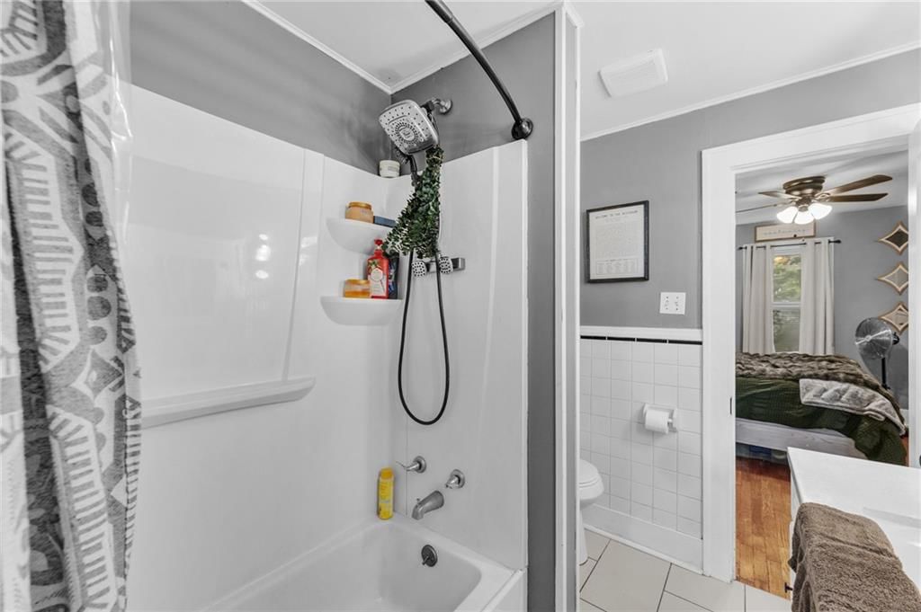 823 S Hickory Street — photo 22