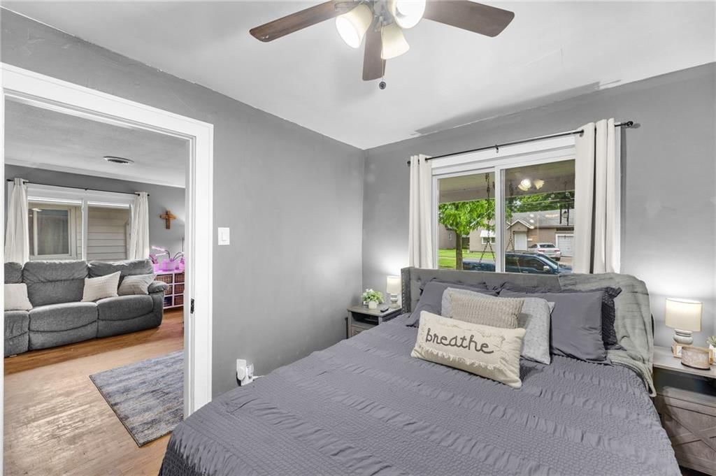 823 S Hickory Street — photo 25