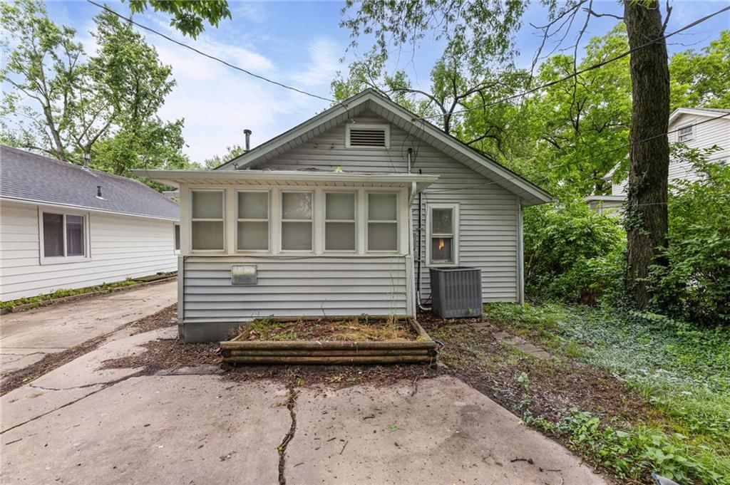 823 S Hickory Street — photo 26