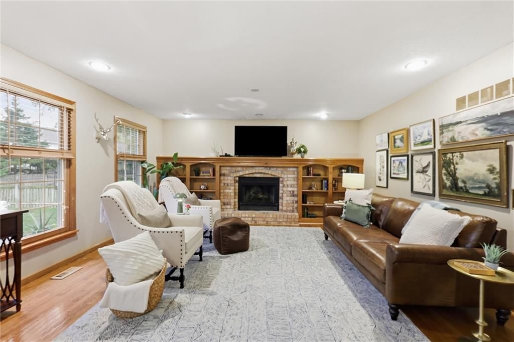 724 N Singletree Street — photo 8