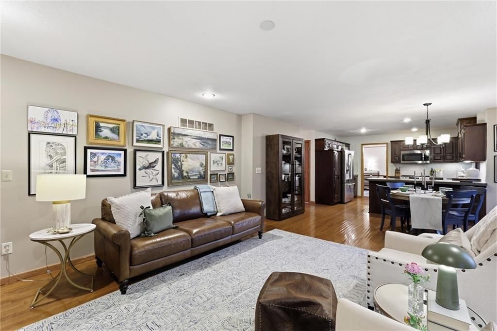 724 N Singletree Street — photo 10
