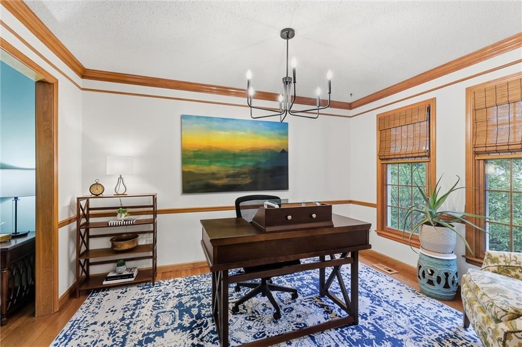 724 N Singletree Street — photo 17