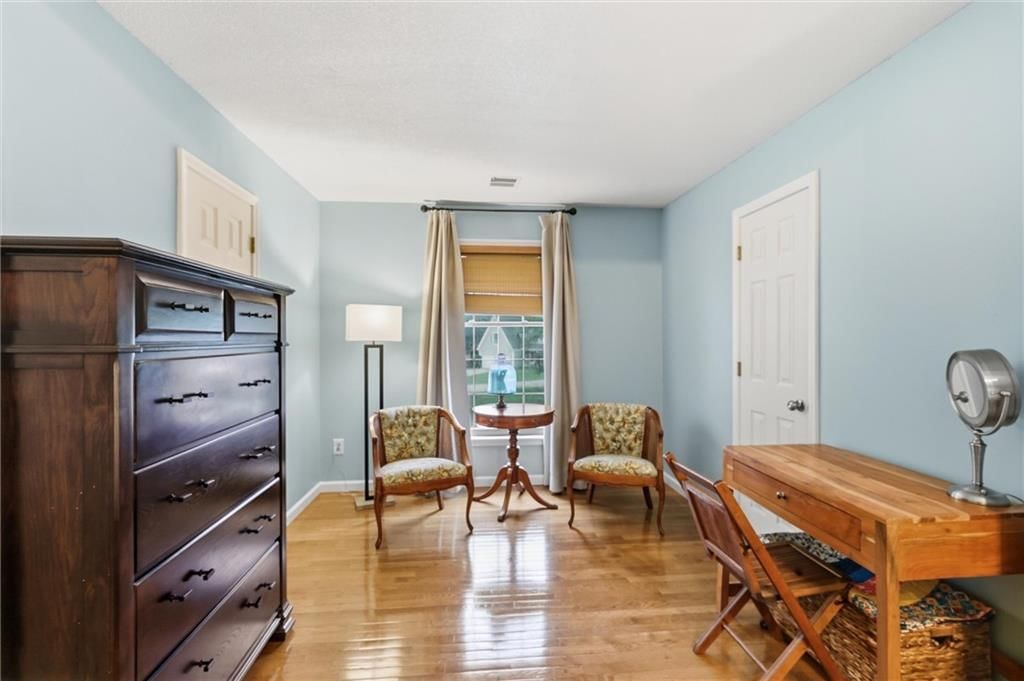 724 N Singletree Street — photo 22
