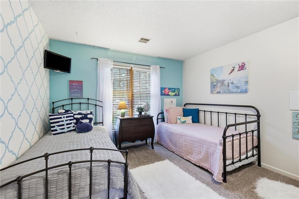 724 N Singletree Street — photo 29