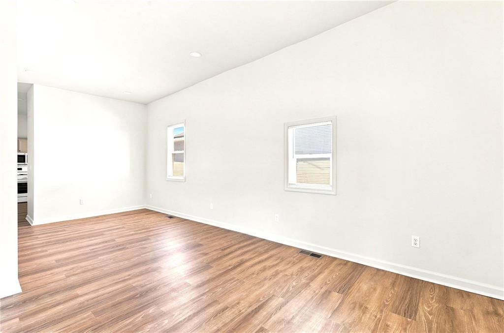 614 Fremont Avenue — photo 8