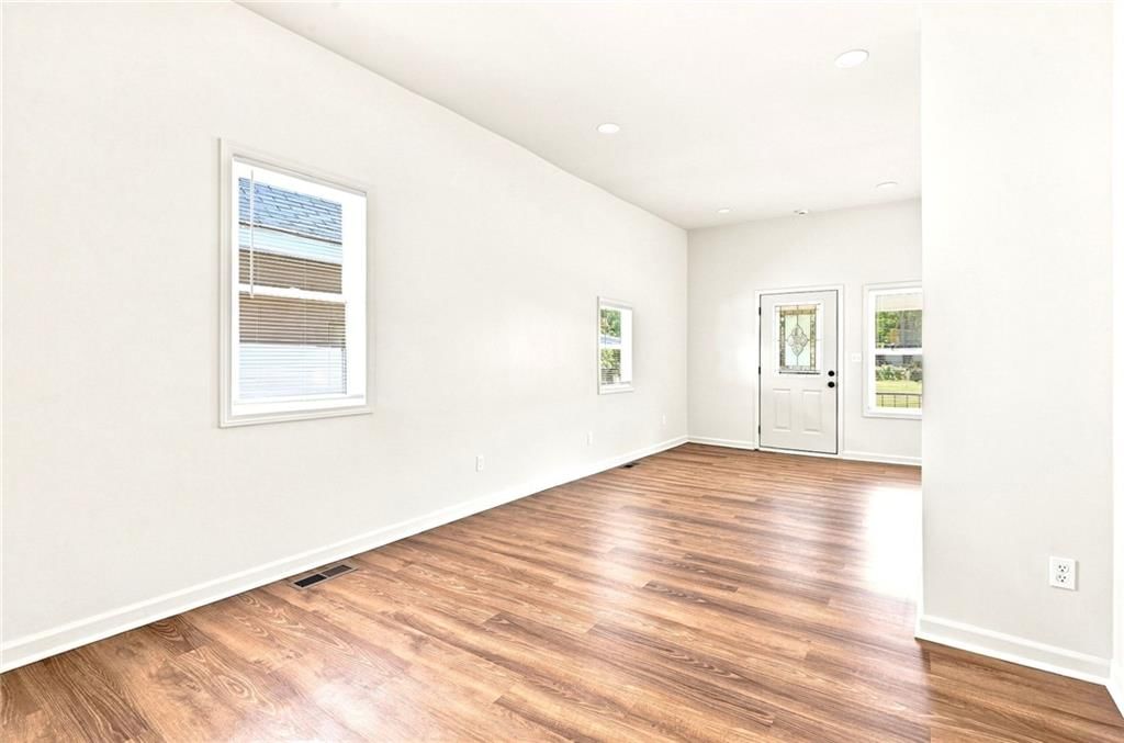 614 Fremont Avenue — photo 10