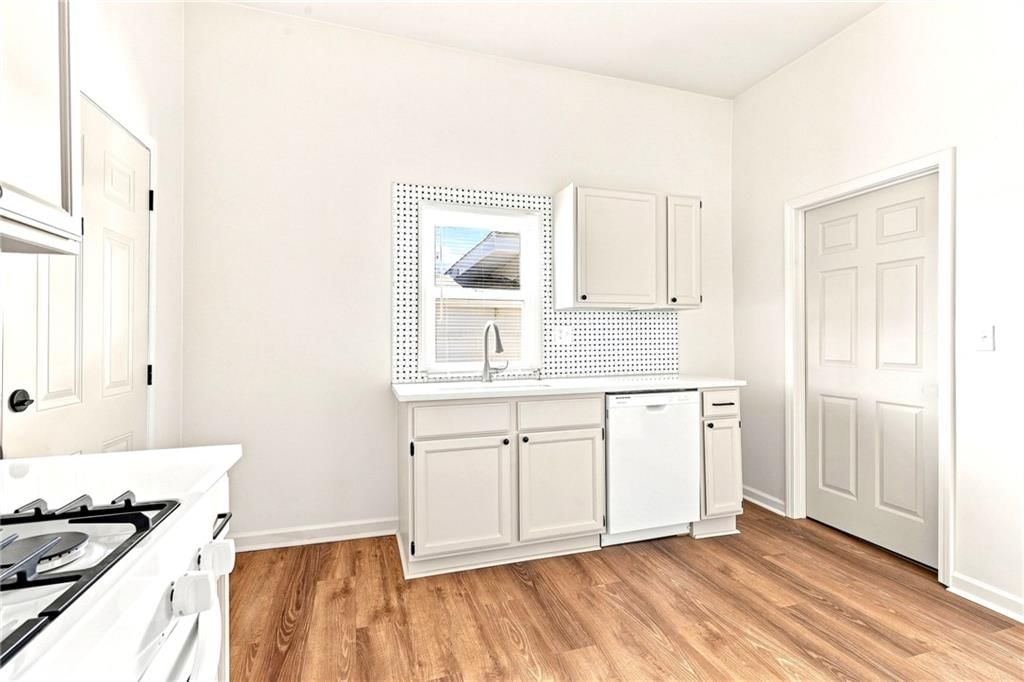 614 Fremont Avenue — photo 15