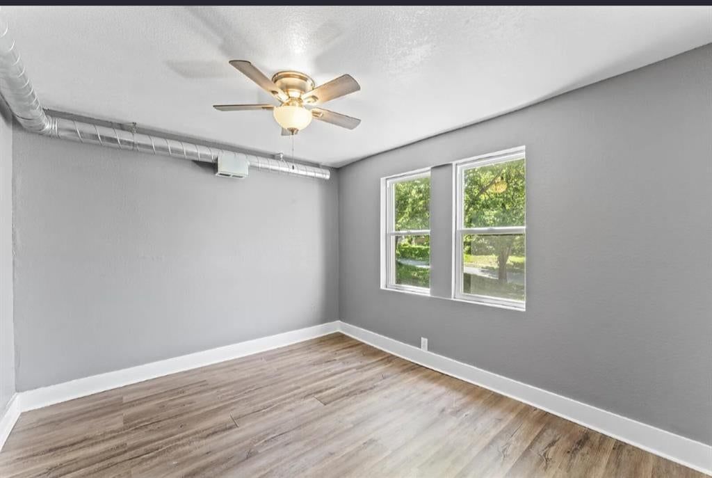 4105 E Linwood Boulevard — photo 7