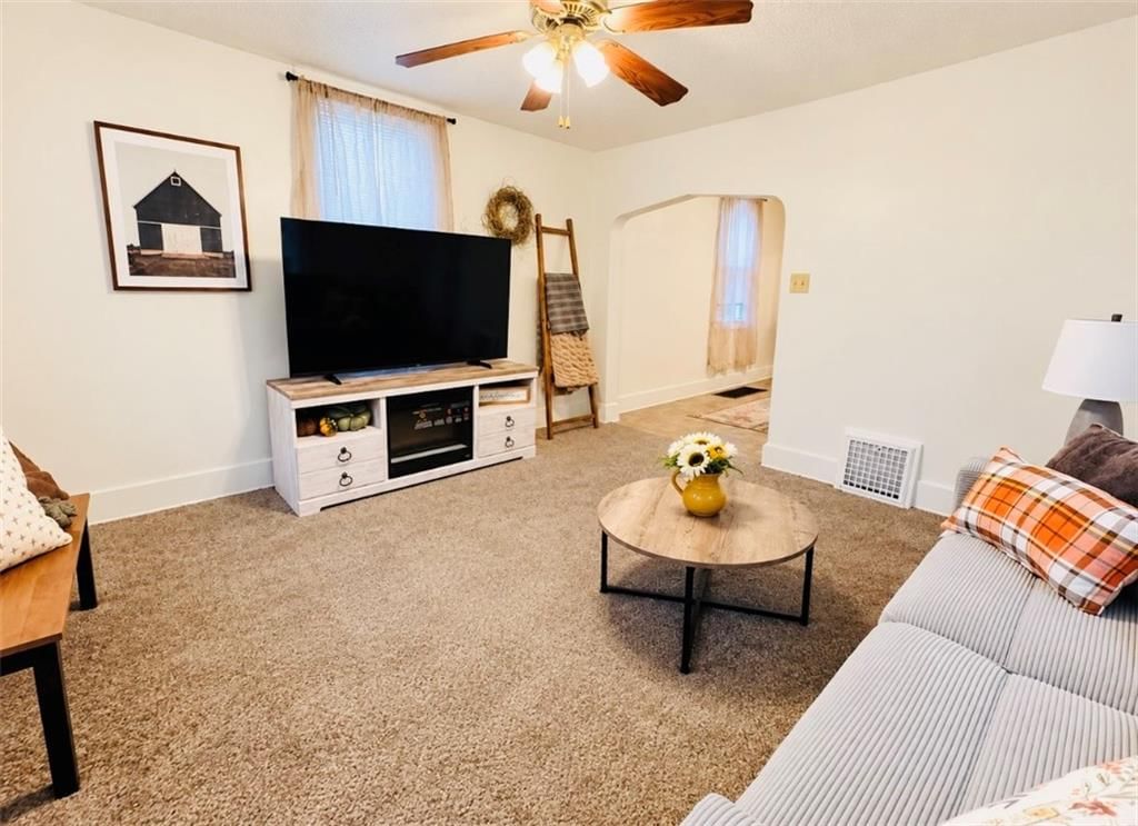 1139 Spruce Street — photo 11