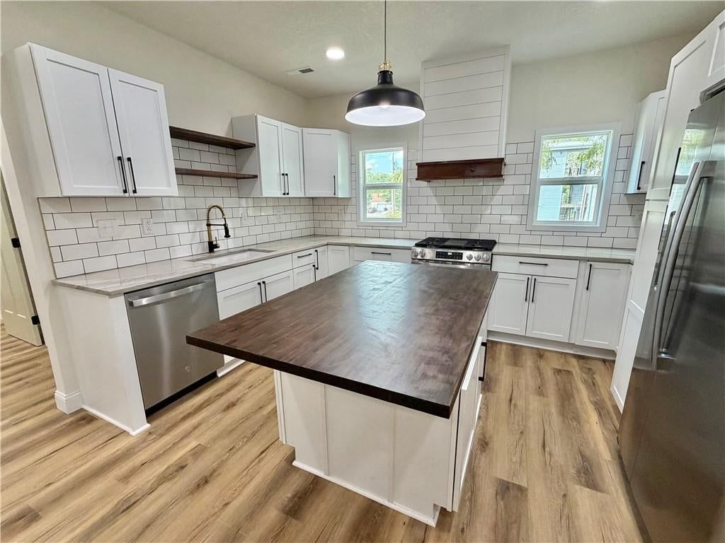 401 Franklin Street — photo 6