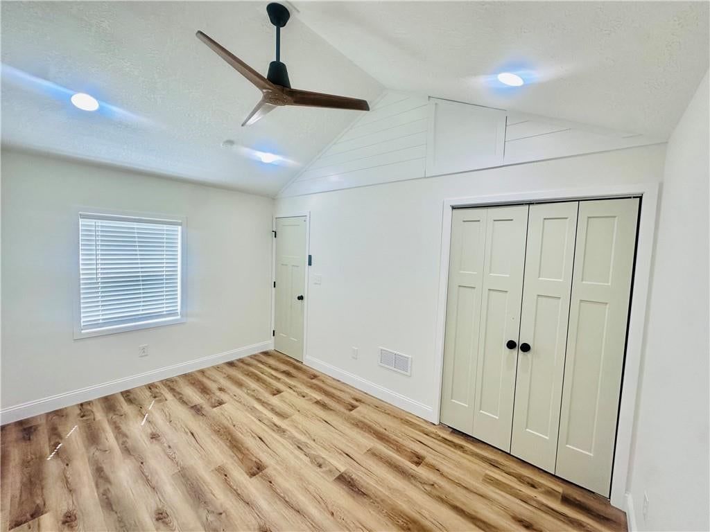 401 Franklin Street — photo 15