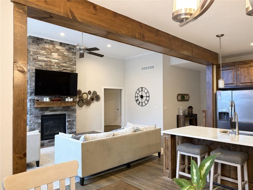 609 Campbell Street — photo 13