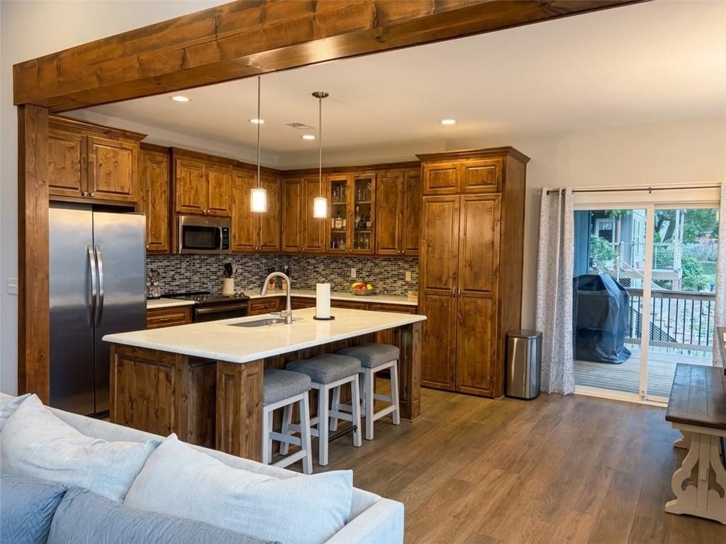 609 Campbell Street — photo 14