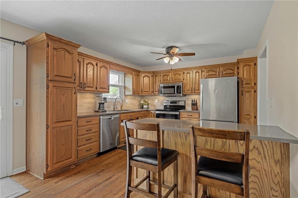 406 NE Crescent Street — photo 10